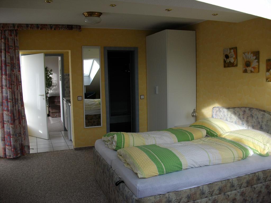 Hotel Haus Delphin Bad Wildungen Exterior foto